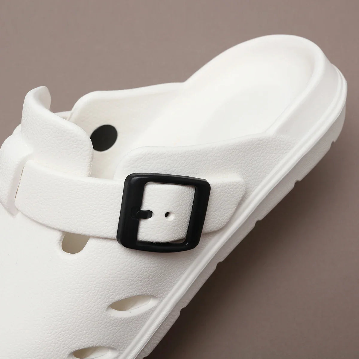 Sabot orthopédique homme à boucle réglable