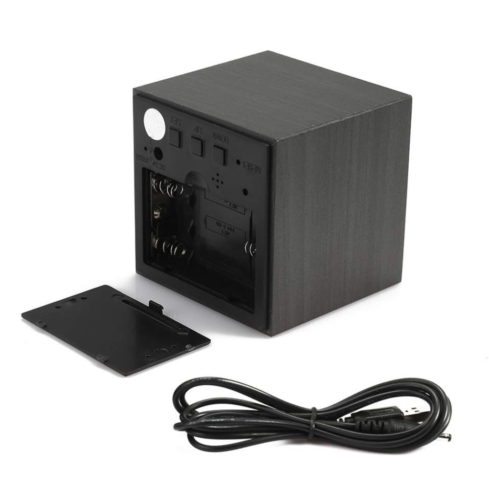 Mini Réveil de Bureau LED Cube | Compact à Luminosité Automatique