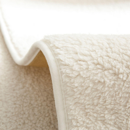 Housse de Canapé en Polaire Adaptée aux Animaux | Élégante, Anti-Taches