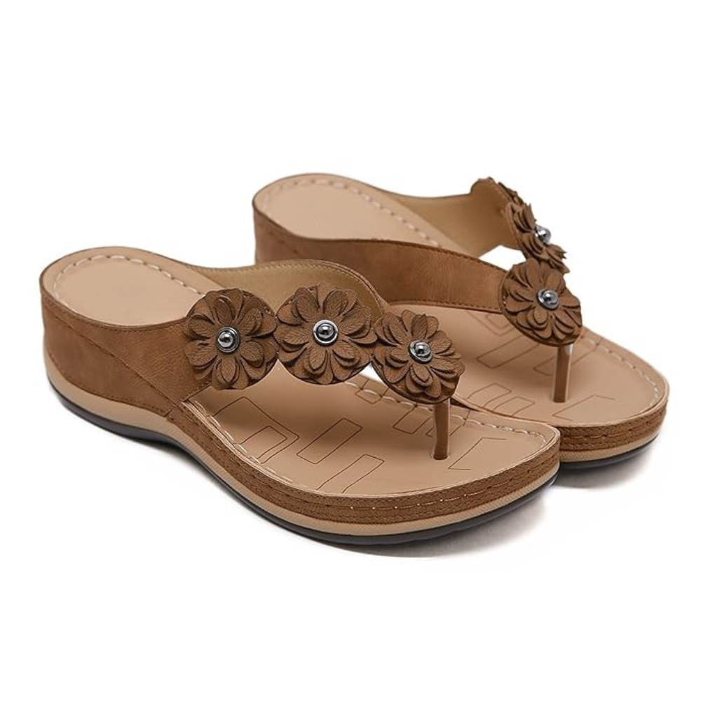 Sandales Compensées Fleur Confort – Élégance Légère pour l’Été