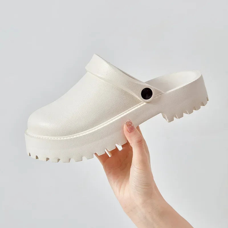 Sabot orthopédique femme à plateforme antidérapante