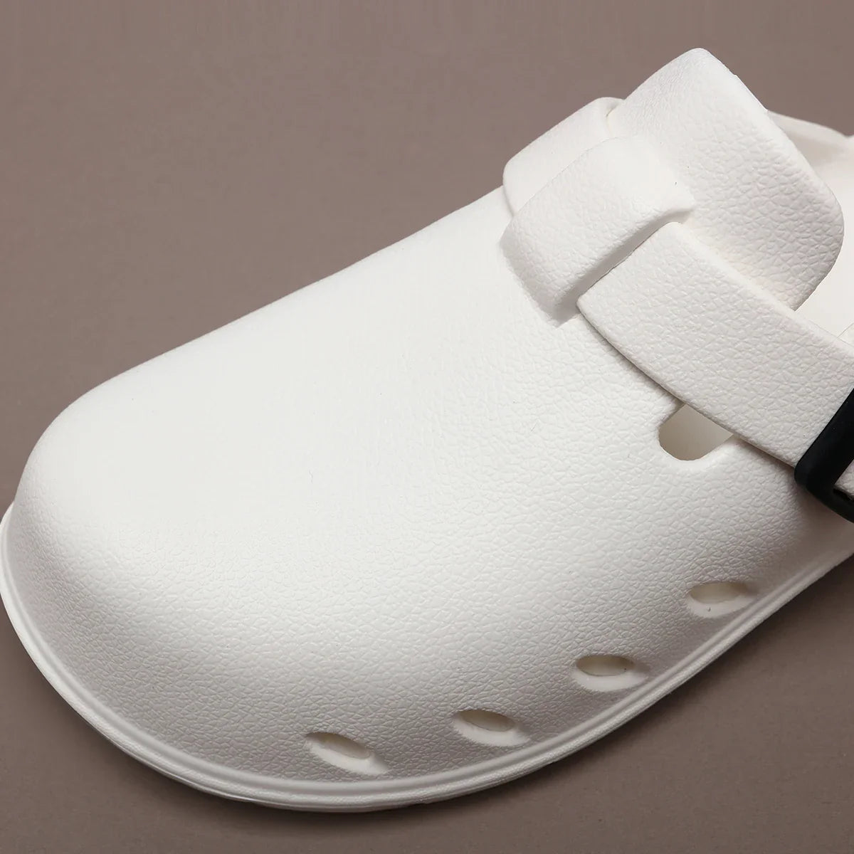 Sabot orthopédique homme à boucle réglable