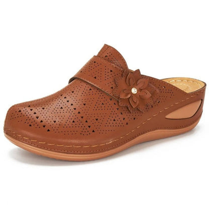 Sabot orthopédique femme fleur à petit talon