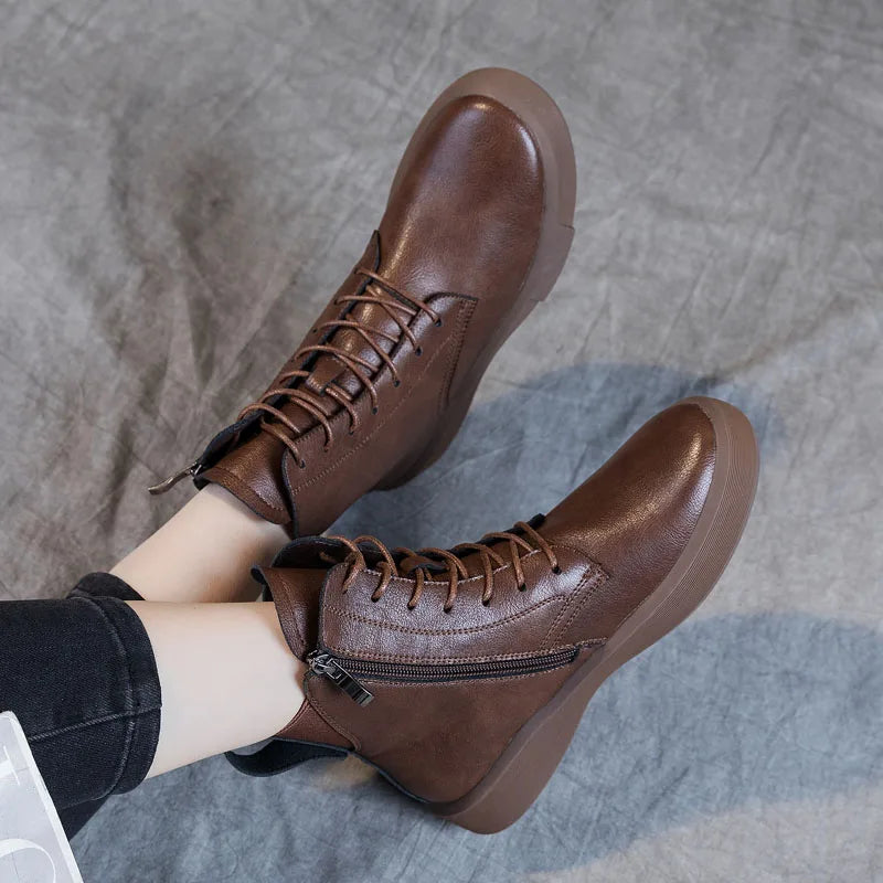 Botte orthopédique femme à lacets pratiques