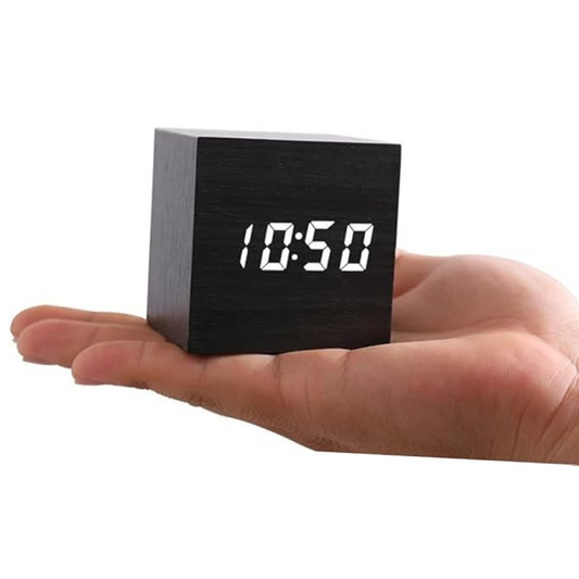 Mini Réveil de Bureau LED Cube | Compact à Luminosité Automatique